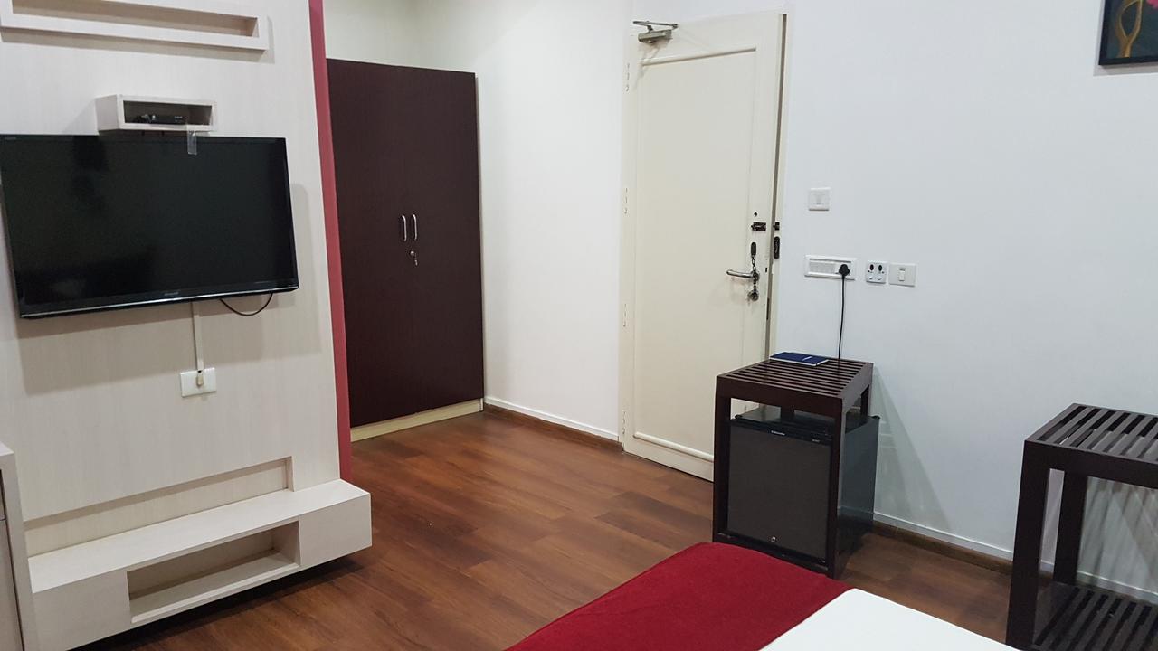 ホテル Xavier'S Residency コッラム エクステリア 写真